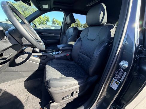 Used 2024 Kia Telluride EX X-Line AWD/4WD image 10