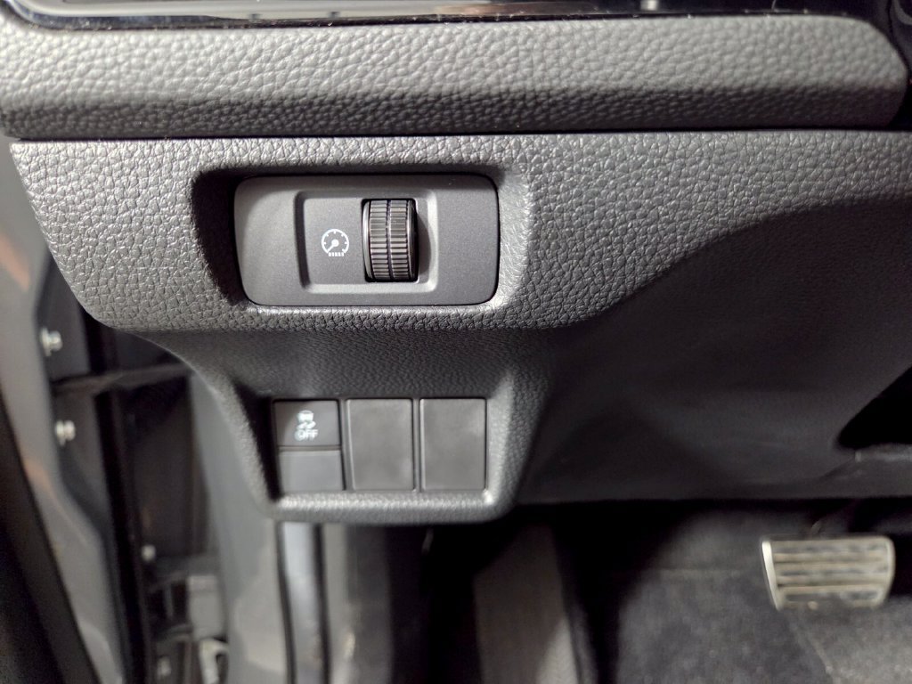 Used 2025 Honda Civic Sport image 18