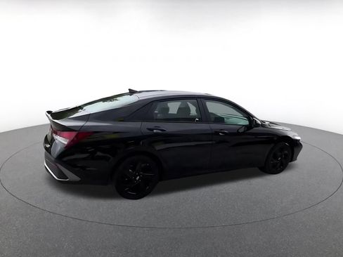 Used 2026 Hyundai Elantra Sport FWD image 14