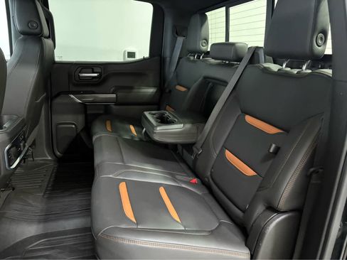 Used 2020 GMC Sierra 1500 AT4 w/ Off Road Performance Package AWD/4WD image 16