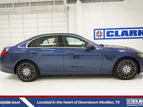 Used 2025 Mercedes-Benz C 300 Sedan image 4