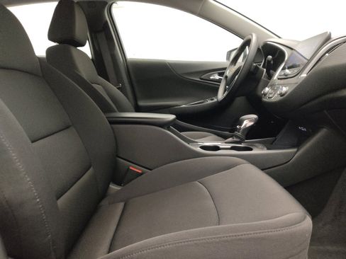 Used 2024 Chevrolet Malibu RS w/ LPO, Floor Liner Package FWD image 21