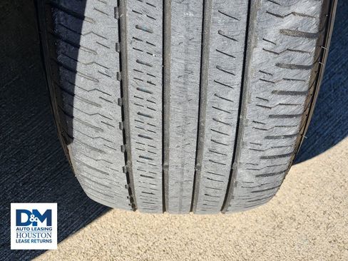 Used 2022 Toyota RAV4 LE image 19