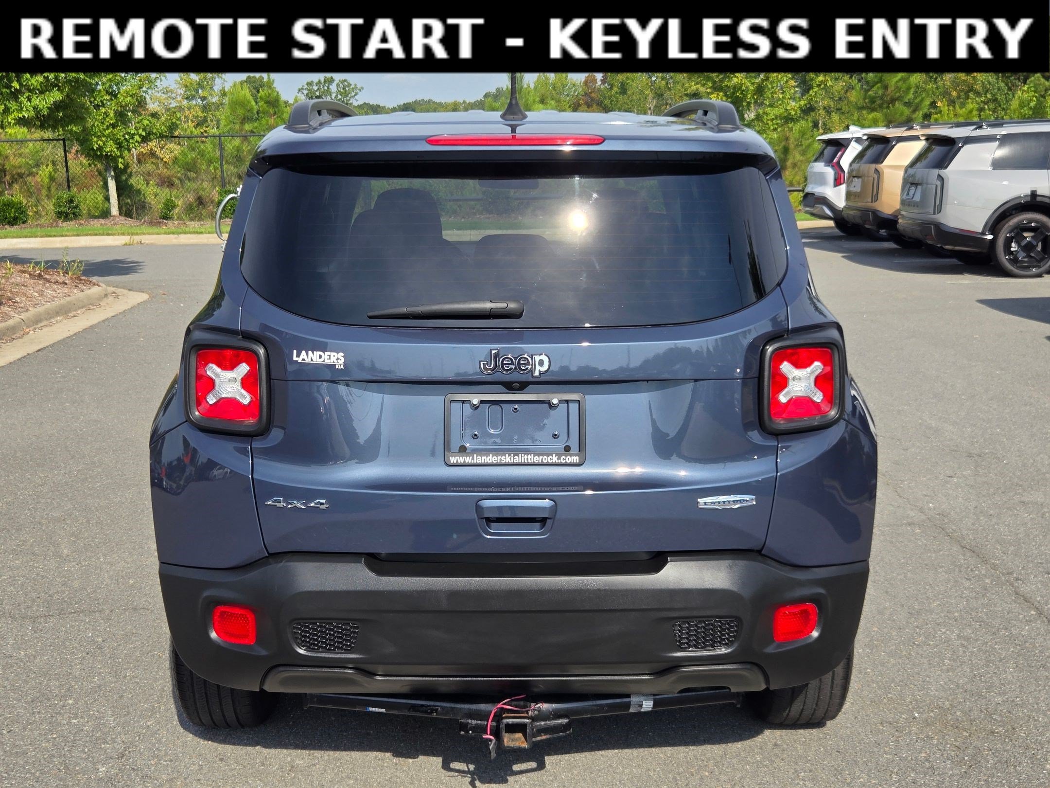 Used 2022 Jeep Renegade Latitude AWD/4WD image 6
