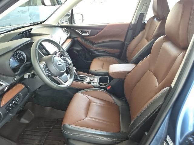 Used 2023 Subaru Forester Touring AWD/4WD image 18