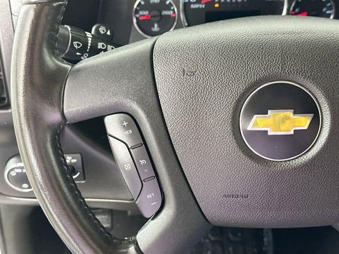 Used 2022 Chevrolet Express 2500 w/ Driver Convenience Package RWD image 27