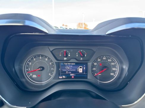 Used 2022 Chevrolet Camaro LT image 27