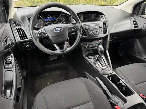 Used 2018 Ford Focus S image 17