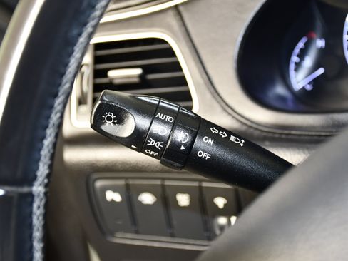 Used 2013 Hyundai Genesis 5.0 R-Spec RWD image 22