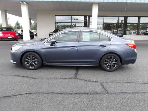 Used 2015 Subaru Legacy 2.5i AWD/4WD image 2