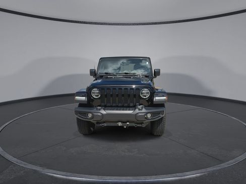 Used 2021 Jeep Wrangler Unlimited Sahara AWD/4WD image 3