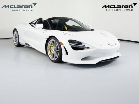 Used 2024 McLaren 750S Spider RWD image 4