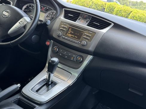Used 2014 Nissan Sentra SR w/ SR Driver Package image 20