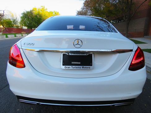 Used 2021 Mercedes-Benz C 300 Sedan image 5