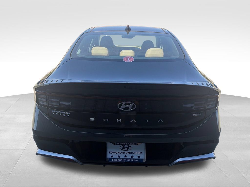 New 2026 Hyundai Sonata Limited FWD image 5