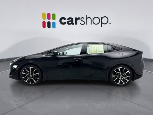 Used 2024 Toyota Prius Prime Premium w/ Advanced Technology Package image 2