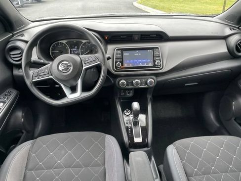 Used 2019 Nissan Kicks S w/ Exterior Package FWD image 10