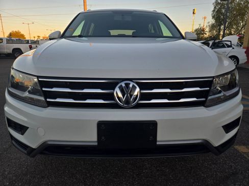 Used 2018 Volkswagen Tiguan S image 28