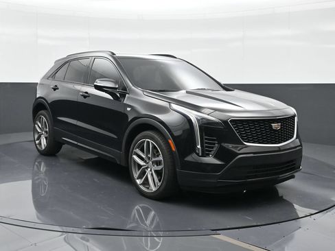 Used 2023 Cadillac XT4 Sport FWD image 4