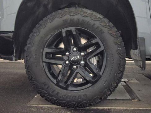Used 2024 Chevrolet Silverado 1500 LT Trail Boss image 7