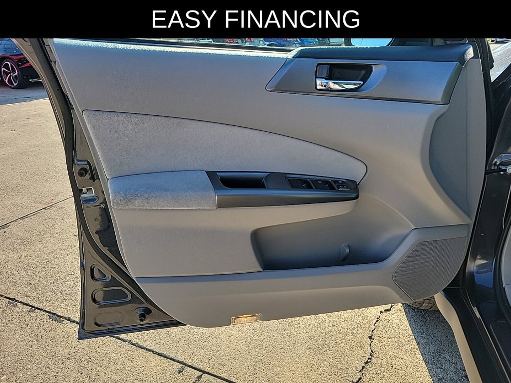 Used 2013 Subaru Forester 2.5X Limited AWD/4WD image 17