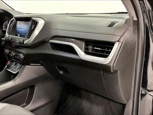 Used 2020 GMC Terrain SLT w/ Preferred Package image 19