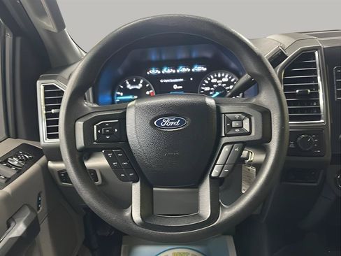 Used 2017 Ford F250 XLT w/ XLT Value Package AWD/4WD image 13