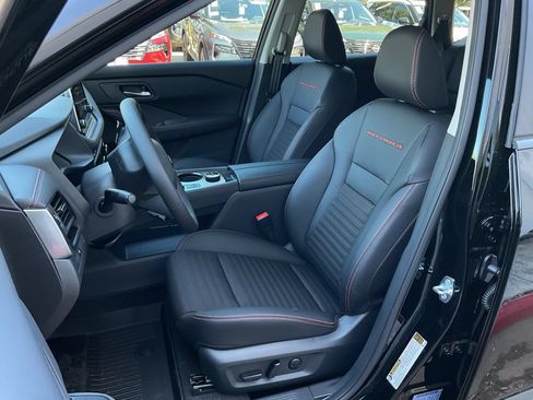 New 2026 Nissan Rogue SV AWD/4WD image 13