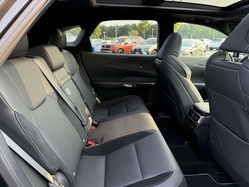 Used 2024 Lexus RX 500h F Sport w/ Convenience Package AWD/4WD image 17