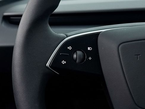 Used 2024 Tesla Model 3 Performance image 36