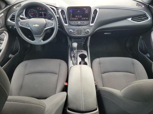 Used 2025 Chevrolet Malibu LT FWD image 18