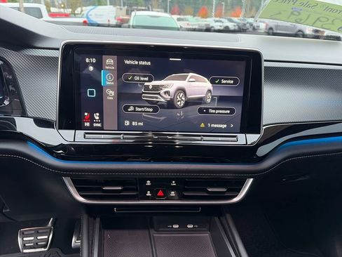 Used 2024 Volkswagen Atlas Cross Sport SEL Premium R-Line image 27