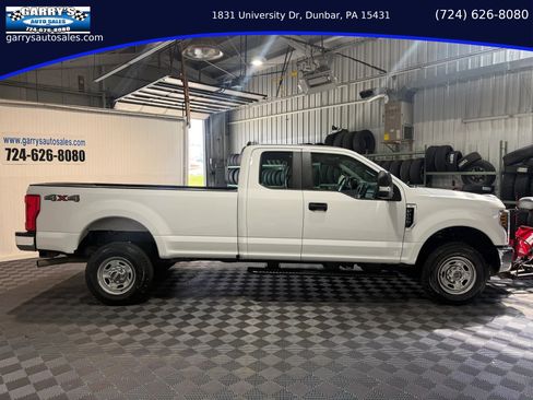 Used 2018 Ford F250 XL w/ Power Equipment Group AWD/4WD image 4