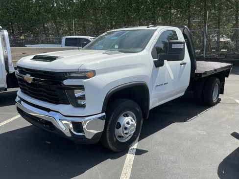 New 2025 Chevrolet Silverado 3500 W/T w/ WT Convenience Package AWD/4WD image 4