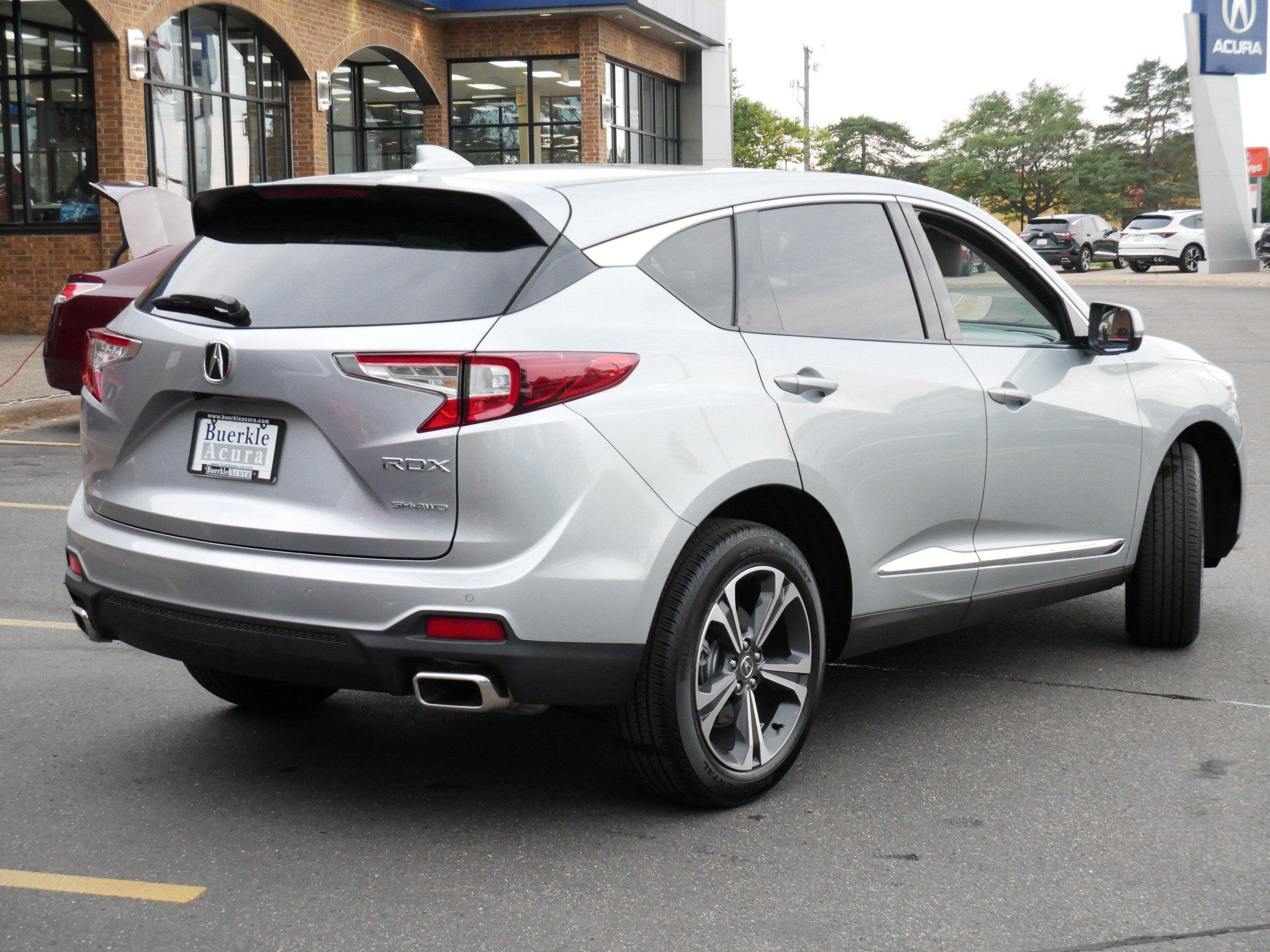 Certified 2026 Acura RDX w/ Technology Package AWD/4WD image 3