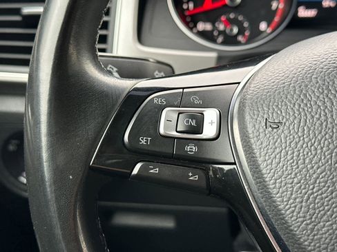 Used 2019 Volkswagen Atlas SE w/ Towing Package image 26