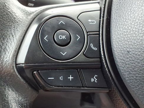 Used 2020 Toyota RAV4 LE AWD/4WD image 20