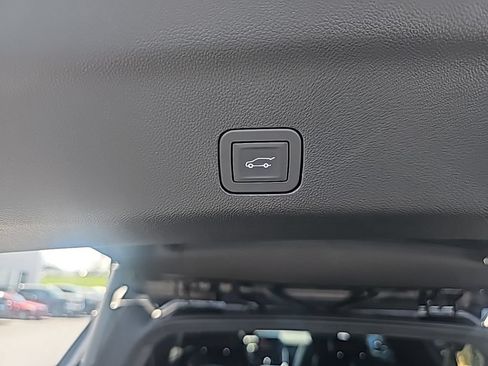New 2026 GMC Yukon XL Denali AWD/4WD image 23
