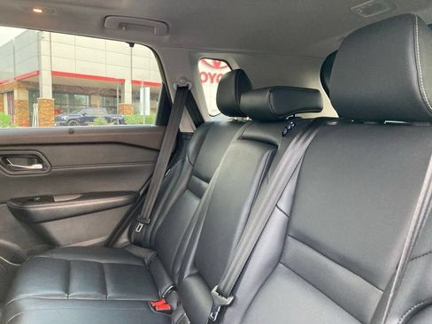 Used 2023 Nissan Rogue SL w/ SL Premium Package FWD image 11