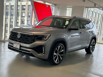 Certified 2025 Volkswagen Atlas SEL Premium R-Line