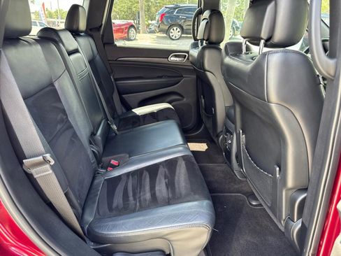 Used 2018 Jeep Grand Cherokee Laredo image 14