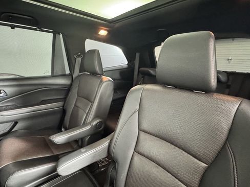 Used 2022 Honda Pilot Black Edition image 32
