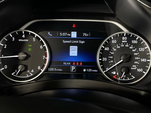 Used 2024 Nissan Murano Platinum w/ Cargo Package image 17