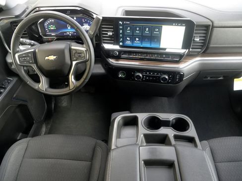 Used 2023 Chevrolet Silverado 1500 LT image 17