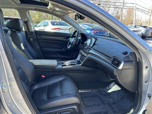 Used 2020 Honda Accord EX-L image 17