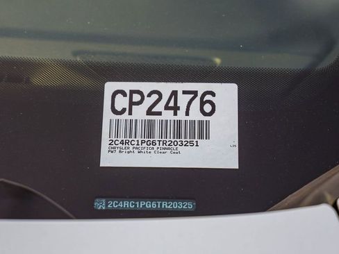 New 2026 Chrysler Pacifica Pinnacle image 30