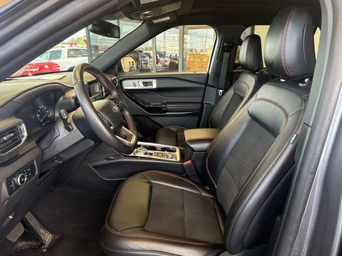 Used 2023 Ford Explorer ST-Line w/ Class IV Trailer Tow Package AWD/4WD image 14