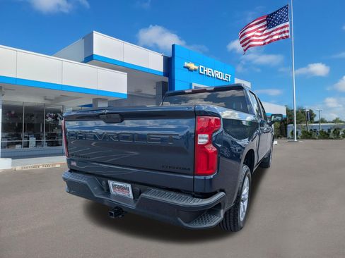 Used 2021 Chevrolet Silverado 1500 Custom w/ LPO, Dark Essentials Package RWD image 3