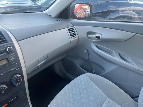 Used 2010 Toyota Corolla FWD image 14