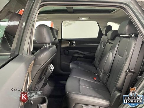 Used 2023 Kia Sorento S w/ Panoramic Sunroof Package AWD/4WD image 22